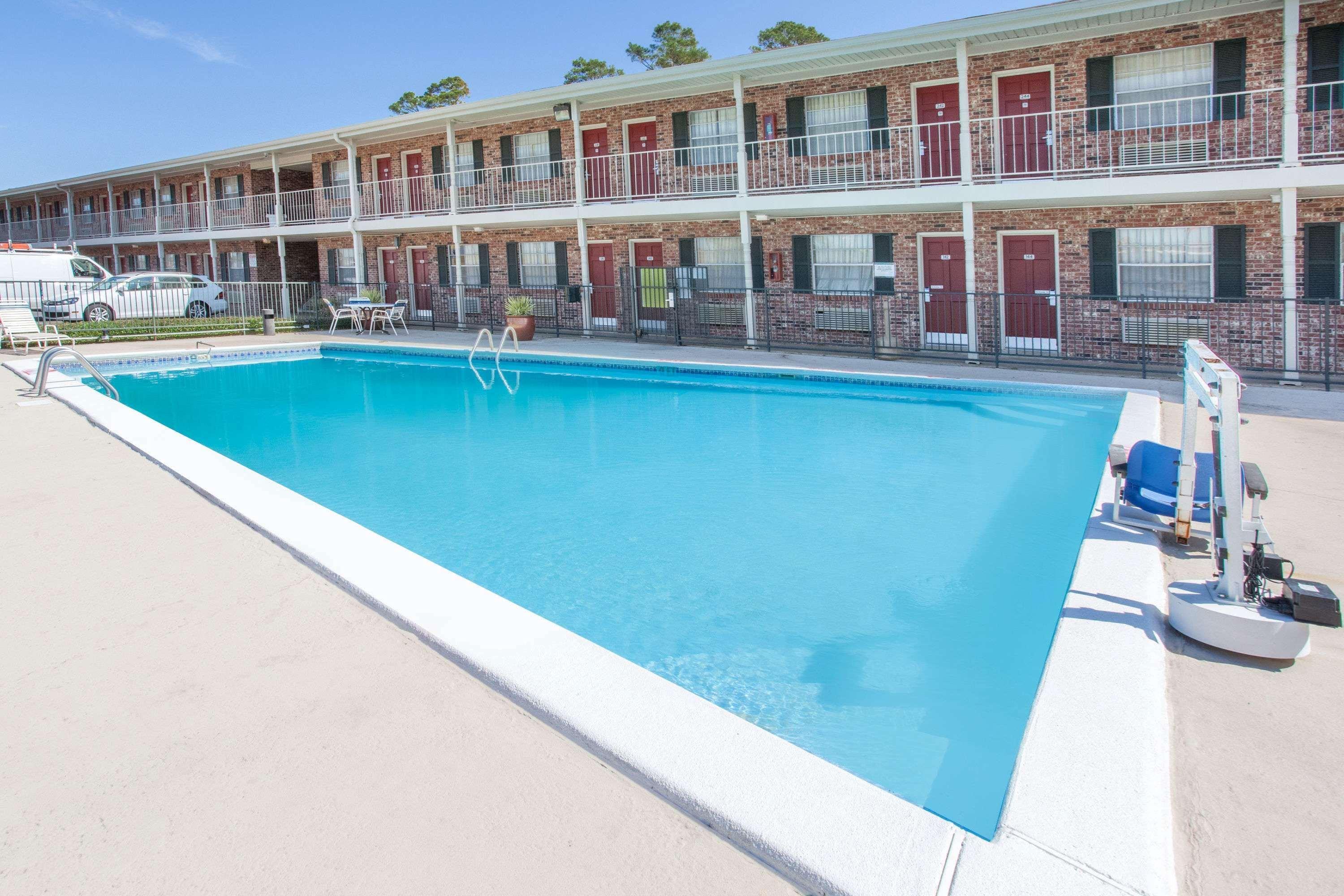 Hotel Super 8 By Wyndham West Monroe Exterior foto
